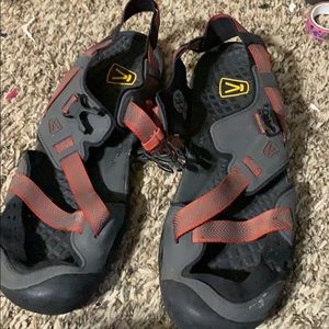 Men’s sandals